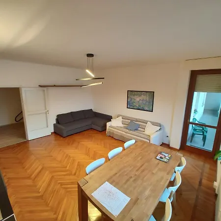 Casa Battisti Appartamento Sondrio